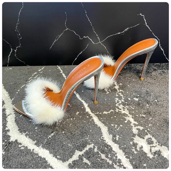 Metallic silver mink fur mule shoes π₯π₯π₯ - Picture 3 of 5